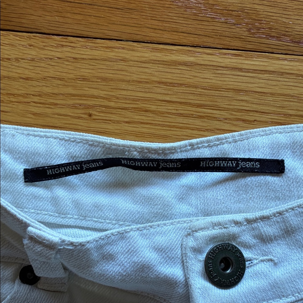 Highway Jeans White Distressed Women's Jean Shorts - Picture 2 of 4